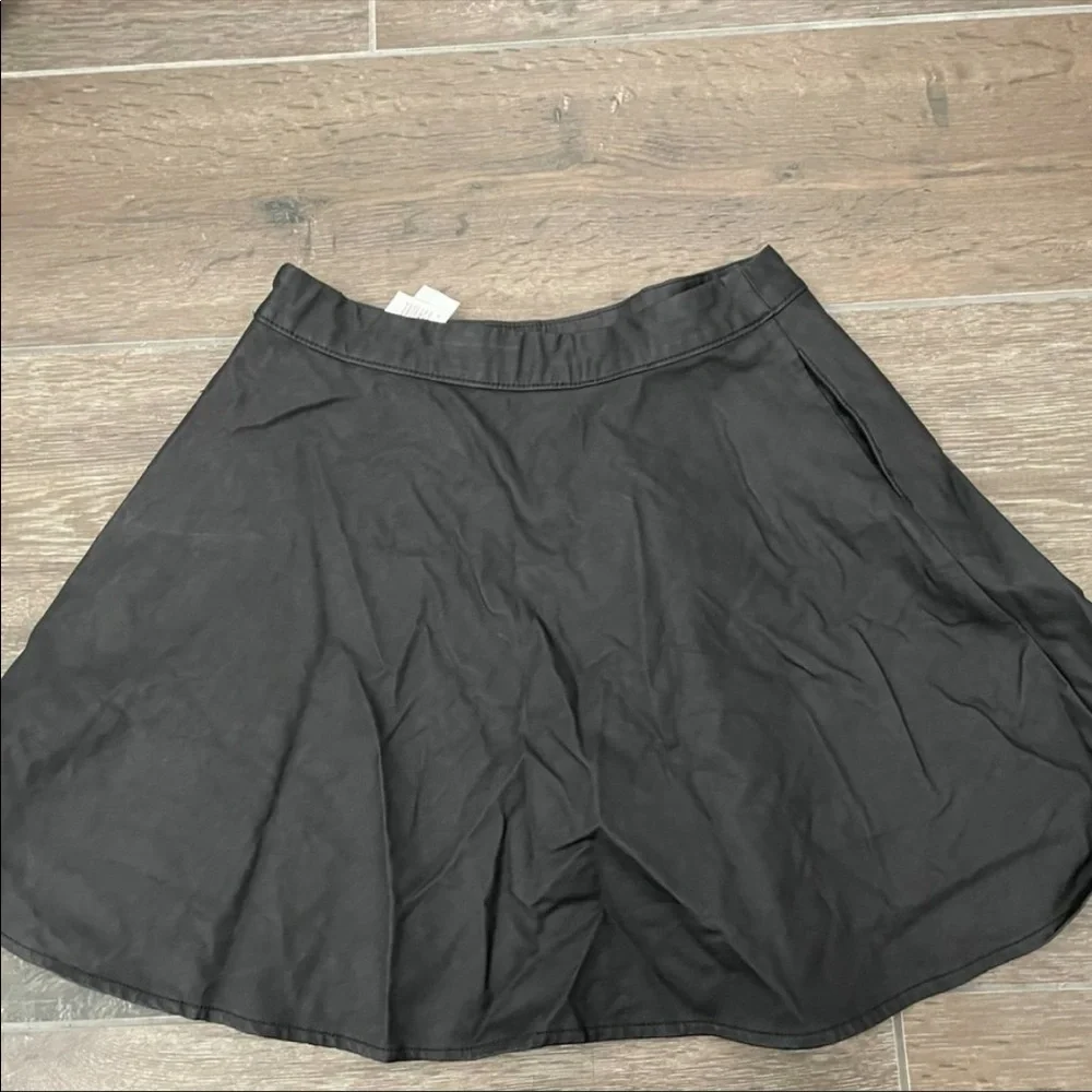 Leather Skater Skirt Abercrombie & Fitch - Picture 2 of 3